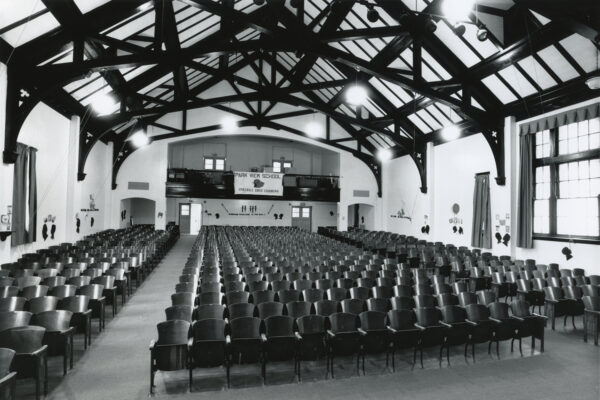 Park View School
Patricia Fisher, photographer
August 13, 1987
Auditorium