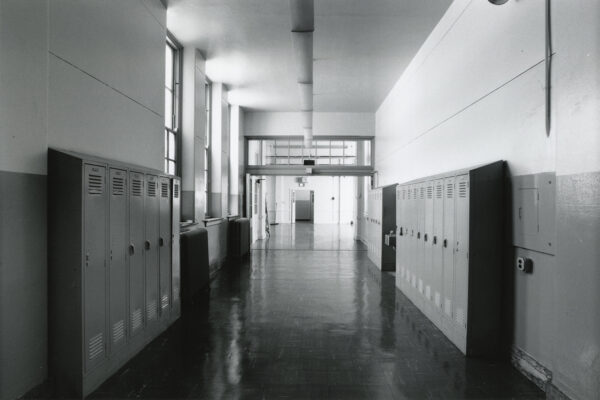 Park View SchoolPatricia Fisher, photographerAugust 13, 1987Hallway, second floor